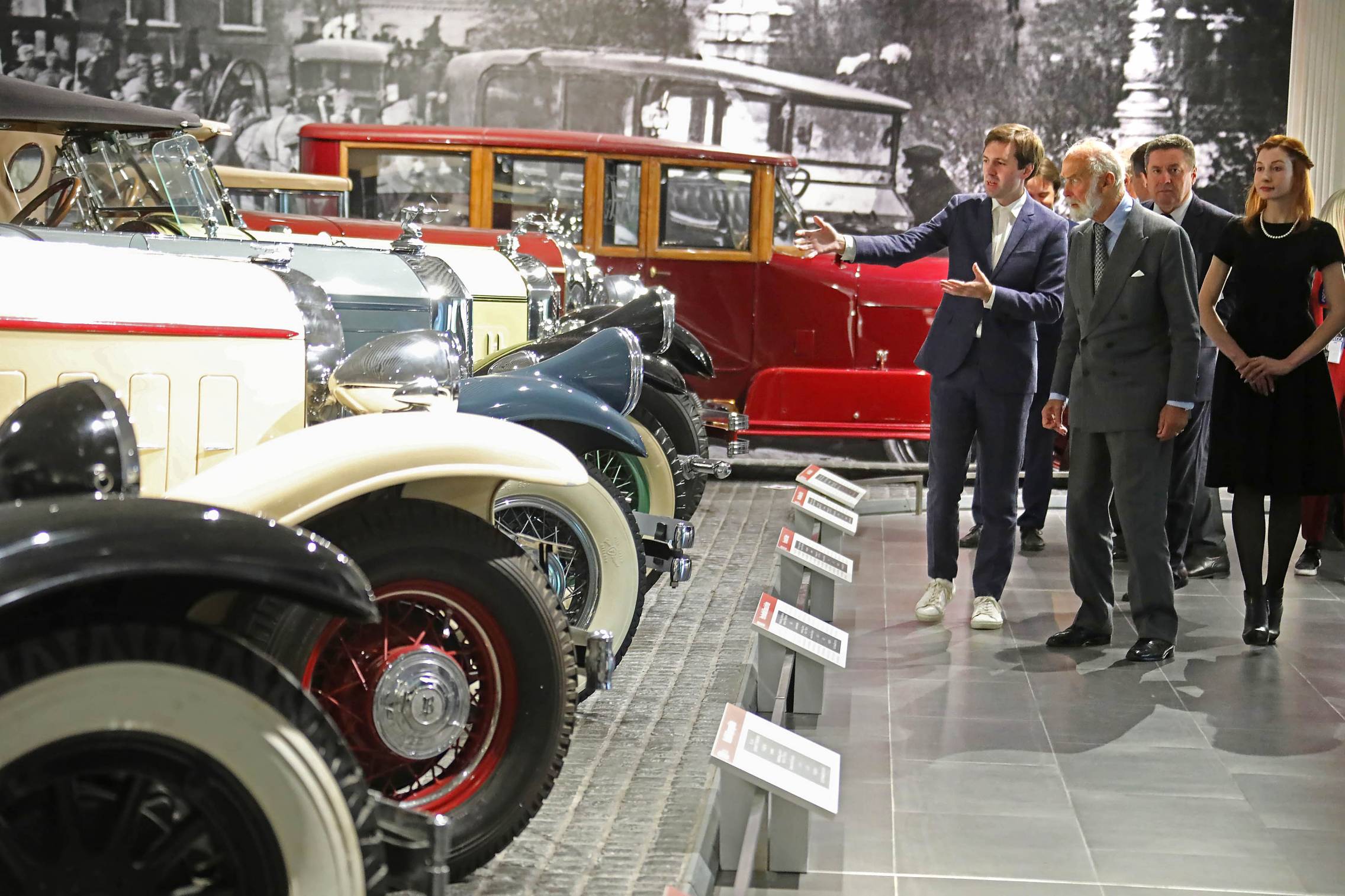 Британский принц посетил Музейный комплекс УГМК